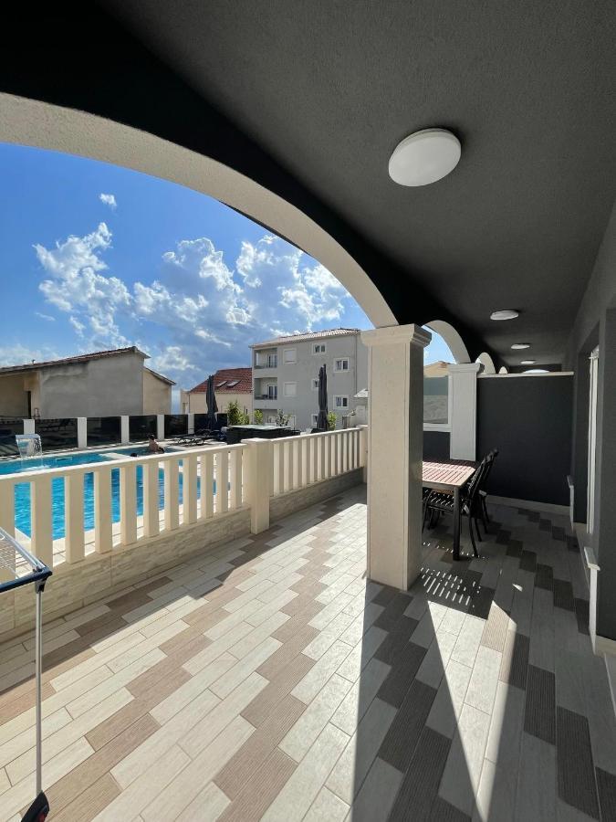 Villa Omazic 特罗吉尔 外观 照片